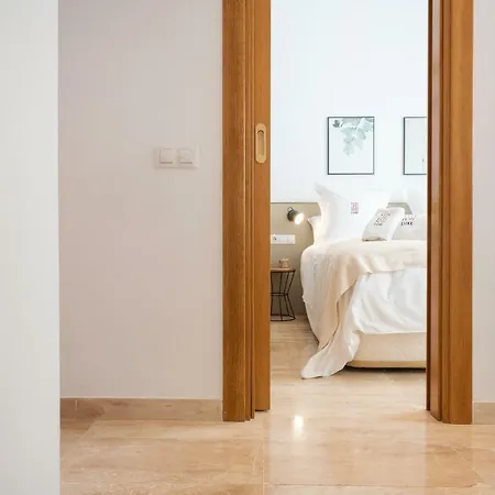 Petit Luxe Egara Lägenhet