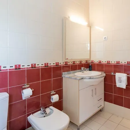 Petit Luxe Egara *